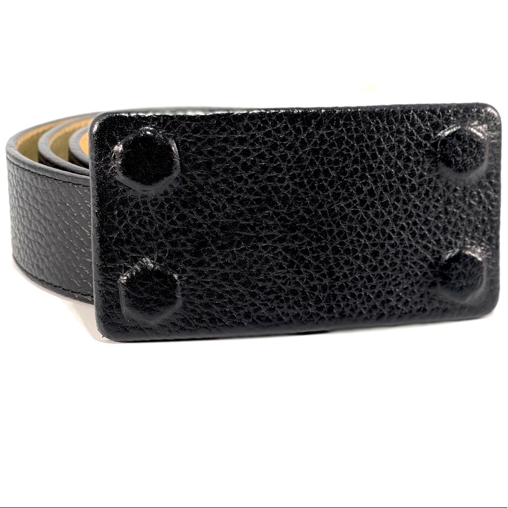 W by WORTH | Pebble Leather Belt | Leather Covered Bolts on Plaque - Picture 2 of 8